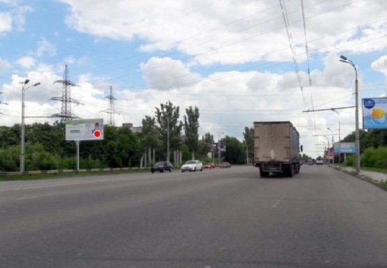 Фото рекламної площини за адресою Запорожское шоссе - Труда пр.