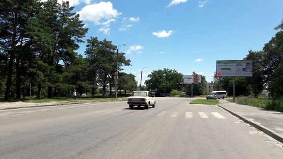 Фото рекламної площини за адресою 20-летия Победы ул., 49