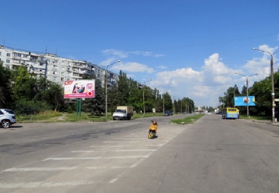 Фото рекламной плоскости по адресу Юбилейный пр.  - Новгородская ул.