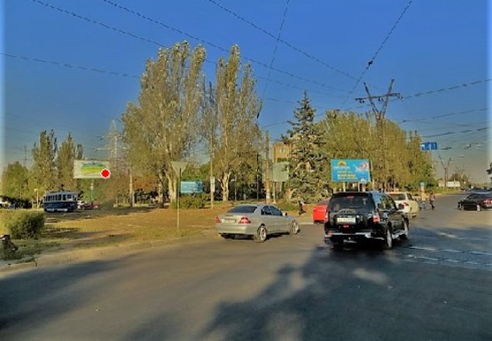 Фото рекламной плоскости по адресу Моторостроителей ул. - Иванова ул.