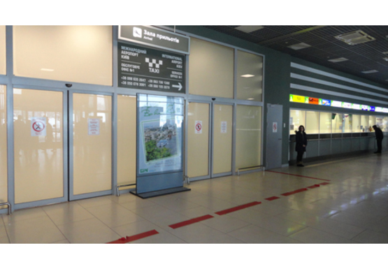 Фото рекламної площини за адресою Центральный холл, 1 этаж (Терминал А)