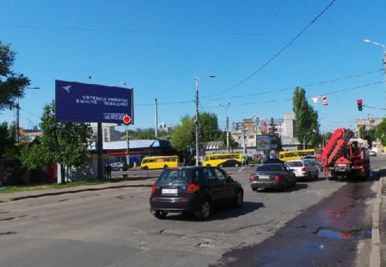 Фото рекламної площини за адресою Кирилловская ул. (бывш. Фрунзе ул.) - Сырецкая ул.