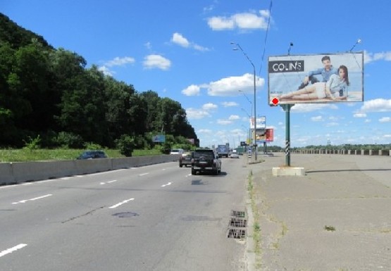 Фото рекламной плоскости по адресу Набережное шоссе