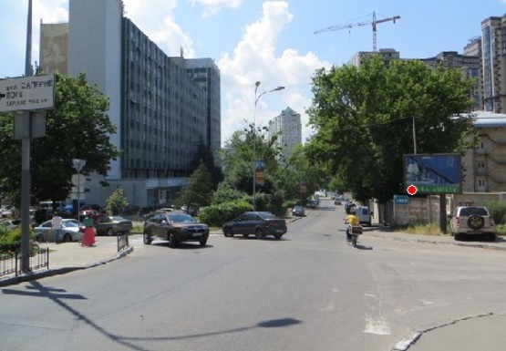 Фото рекламной плоскости по адресу Патриса Лумумбы ул., 5а (BackLit)