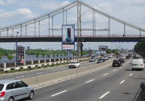 Фото рекламной плоскости по адресу Набережное шоссе (эл. опора № 9-10)