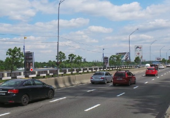 Фото рекламної площини за адресою Набережное шоссе (эл. опора № 14)