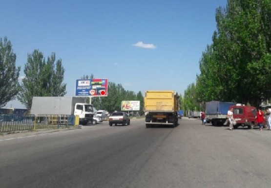 Фото рекламної площини за адресою Донецкое шоссе - Березинская ул.