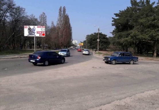 Фото рекламної площини за адресою 20-летия Победы ул., 49