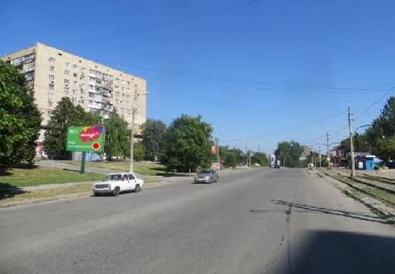 Фото рекламної площини за адресою Центральный б-р. - Патриотическая ул., Гагарина ул.