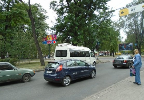Фото рекламной плоскости по адресу Металлургов пр. - Рекордная ул.