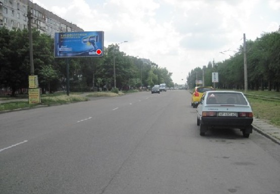 Фото рекламної площини за адресою Моторостроителей ул. (парк "Солнышко")