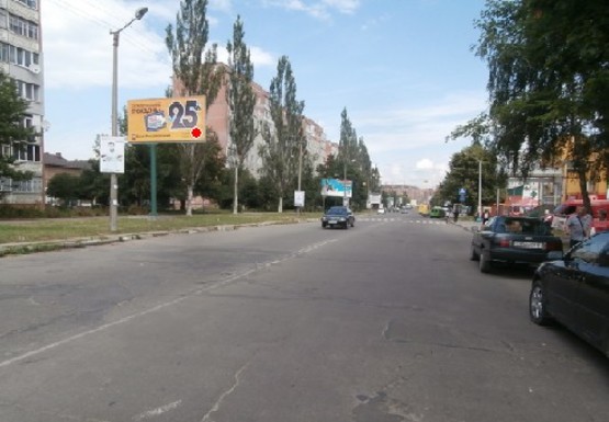 Фото рекламной плоскости по адресу Иоанна Павла ІІ ул., 9 (ранее Строителей ул.)