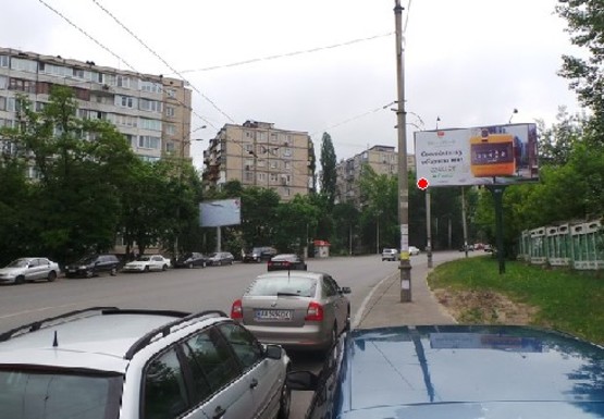 Фото рекламной плоскости по адресу Щусева ул., напротив дома № 44