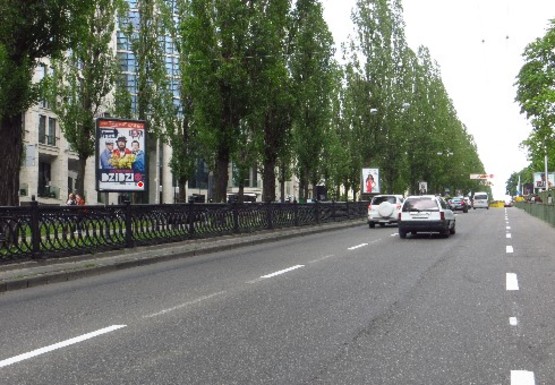 Фото рекламної площини за адресою Шевченко б-р