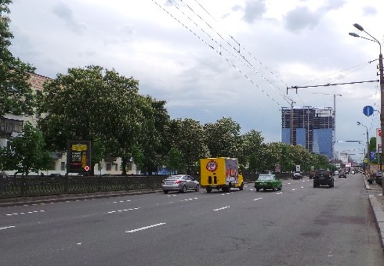 Фото рекламной плоскости по адресу Победы пр.