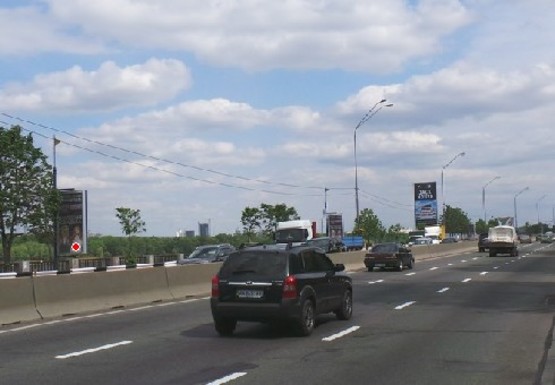 Фото рекламної площини за адресою Набережное шоссе (эл. опора № 20)