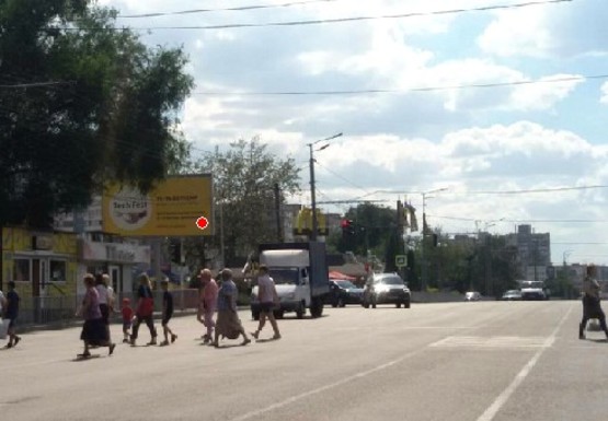 Фото рекламної площини за адресою Заводская Набережная ул. - Юрия Кондратюка ул.