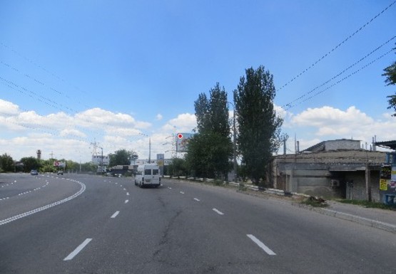Фото рекламної площини за адресою Украинская ул., 96