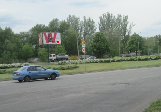 Фото рекламной плоскости по адресу Набережная магистраль - Украинская ул.