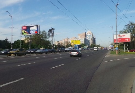 Фото рекламної площини за адресою Победы пр. - Палладина ул.