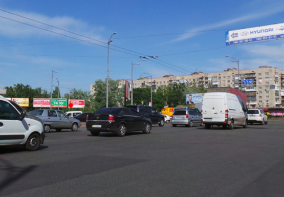 Фото рекламної площини за адресою Дарницкая пл. (бывш. Ленинградская пл.)