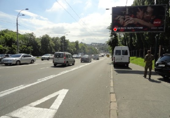 Фото рекламної площини за адресою Лобановского пр., 108  (бывш. Краснозвездный пр.)