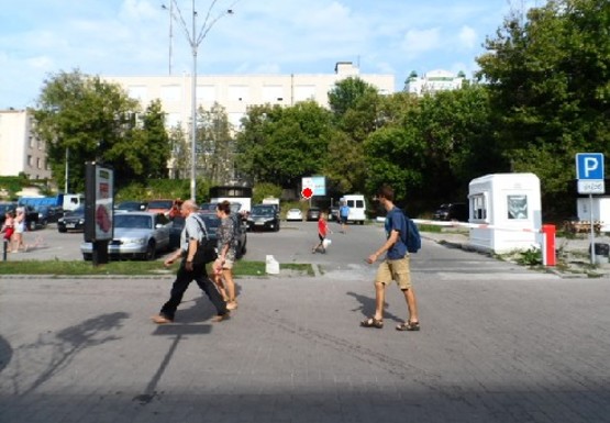 Фото рекламної площини за адресою Большая Васильковская ул., 111-113 (BackLit)