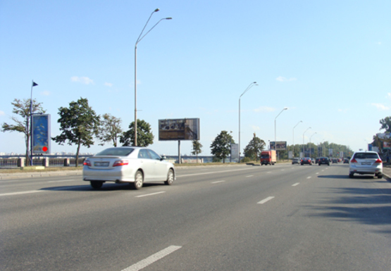 Фото рекламной плоскости по адресу Набережное шоссе (эл. опора № 85-86)