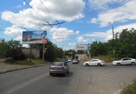 Фото рекламной плоскости по адресу Нефтяников ул.