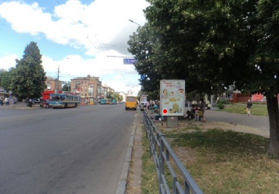 Фото рекламной плоскости по адресу Победы пр., ресторан Брюссель