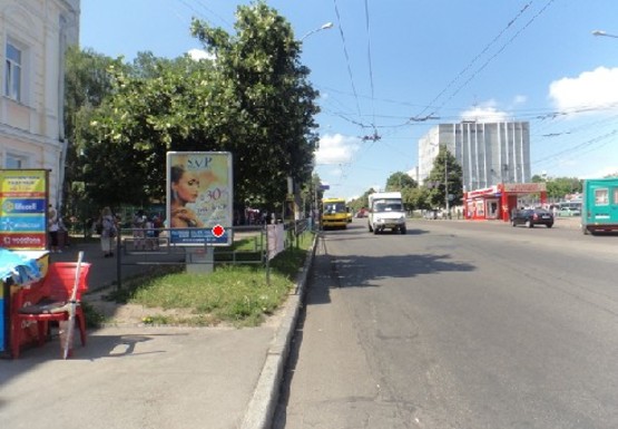 Фото рекламной плоскости по адресу Победы пр. - Кирпоноса ул.