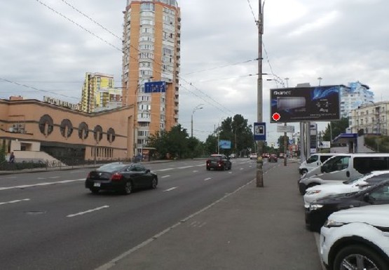 Фото рекламной плоскости по адресу Черновола Вячеслава ул., (напротив дома №10)