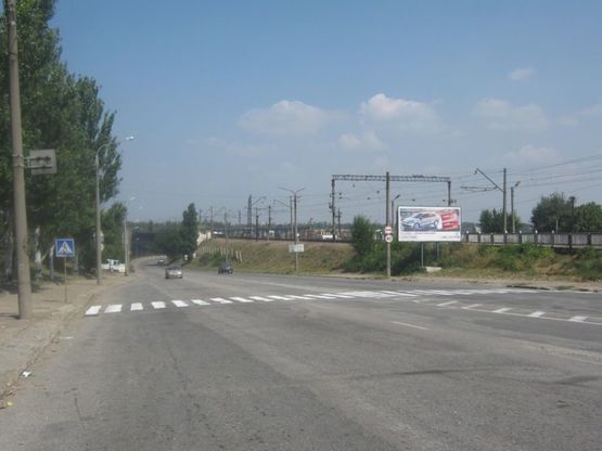 Фото рекламной плоскости по адресу Хортицкий р-н, въезд на мост Преображенского напротив платформы 168 км