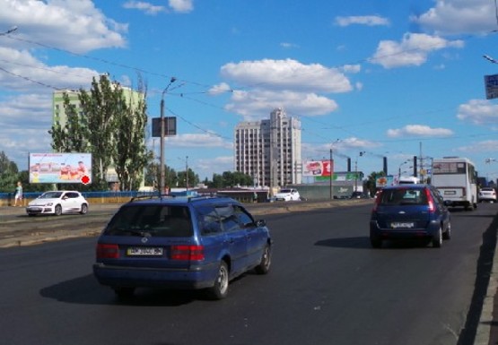 Фото рекламної площини за адресою Броварской пр. - Новороссийская пл.