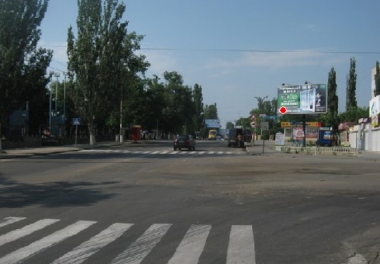 Фото рекламной плоскости по адресу Богоявленский пр., за железнодорожным переездом