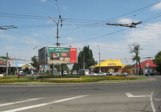 Фото рекламної площини за адресою Центральный пр. - Пушкинская ул., кольцо