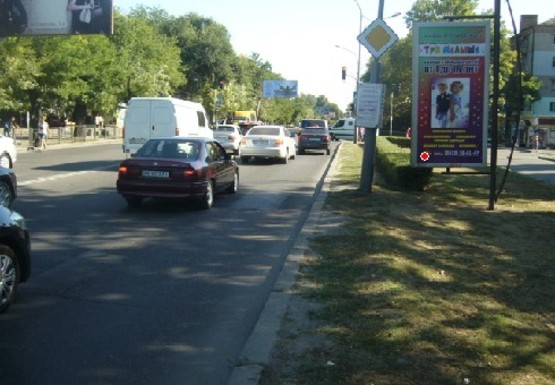 Фото рекламной плоскости по адресу Богоявленский пр. - перед ост.Молодогвар. (ПОД БАННЕР)