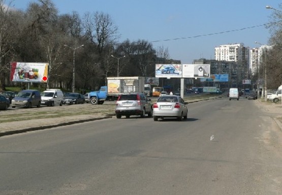 Фото рекламної площини за адресою Балковская ул., 95 напротив