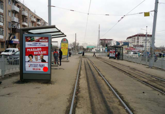 Фото рекламной плоскости по адресу Восстания пл., 1 (остановка)