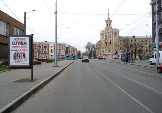 Фото рекламной плоскости по адресу Молочная ул. - Плехановская ул., 20а