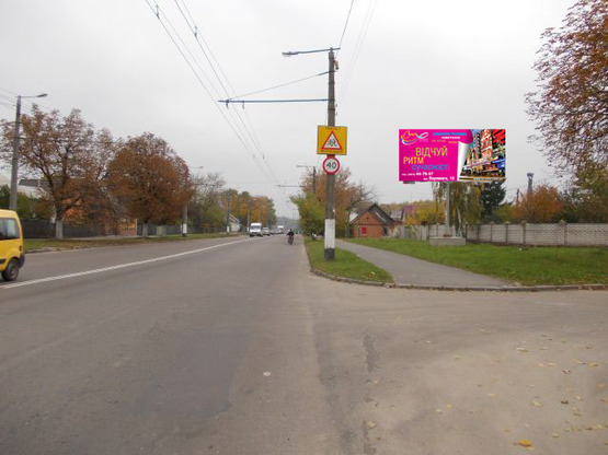 Фото рекламной плоскости по адресу Чудновская ул., 79/1 (фармучилище, маркет “Люцина”, “Океан”)