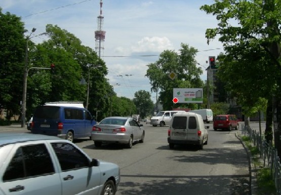 Фото рекламної площини за адресою Рижская ул. , 17 - Шамрыло ул.
