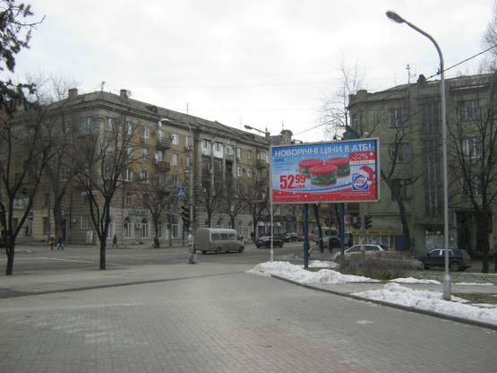 Фото рекламной плоскости по адресу пр. Соборный - ул. Тургенева, призма