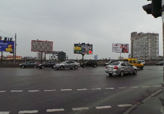 Фото рекламной плоскости по адресу Броварской пр. - Освободителей ул.