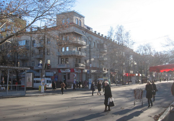 Фото рекламної площини за адресою Соборная ул. - Большая Морская ст.