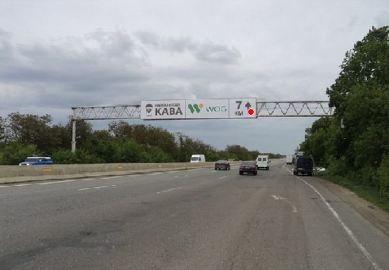 Фото рекламної площини за адресою Трасса M-05, Киев-Одесса, 452,000