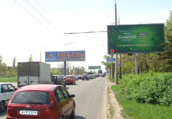 Фото рекламной плоскости по адресу Небесной Сотни пр, 91-А, автостоянка