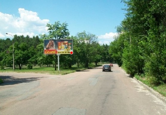 Фото рекламной плоскости по адресу Лесная просека - Золотоношское шоссе