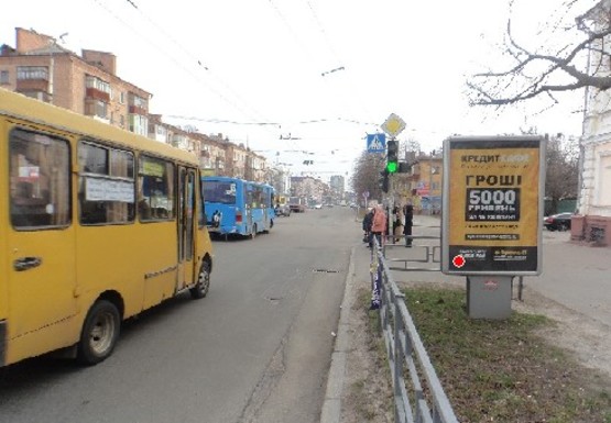 Фото рекламної площини за адресою Победы пр. - Кирпоноса ул.