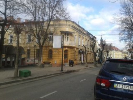 Фото рекламной плоскости по адресу Грушевського - Валова